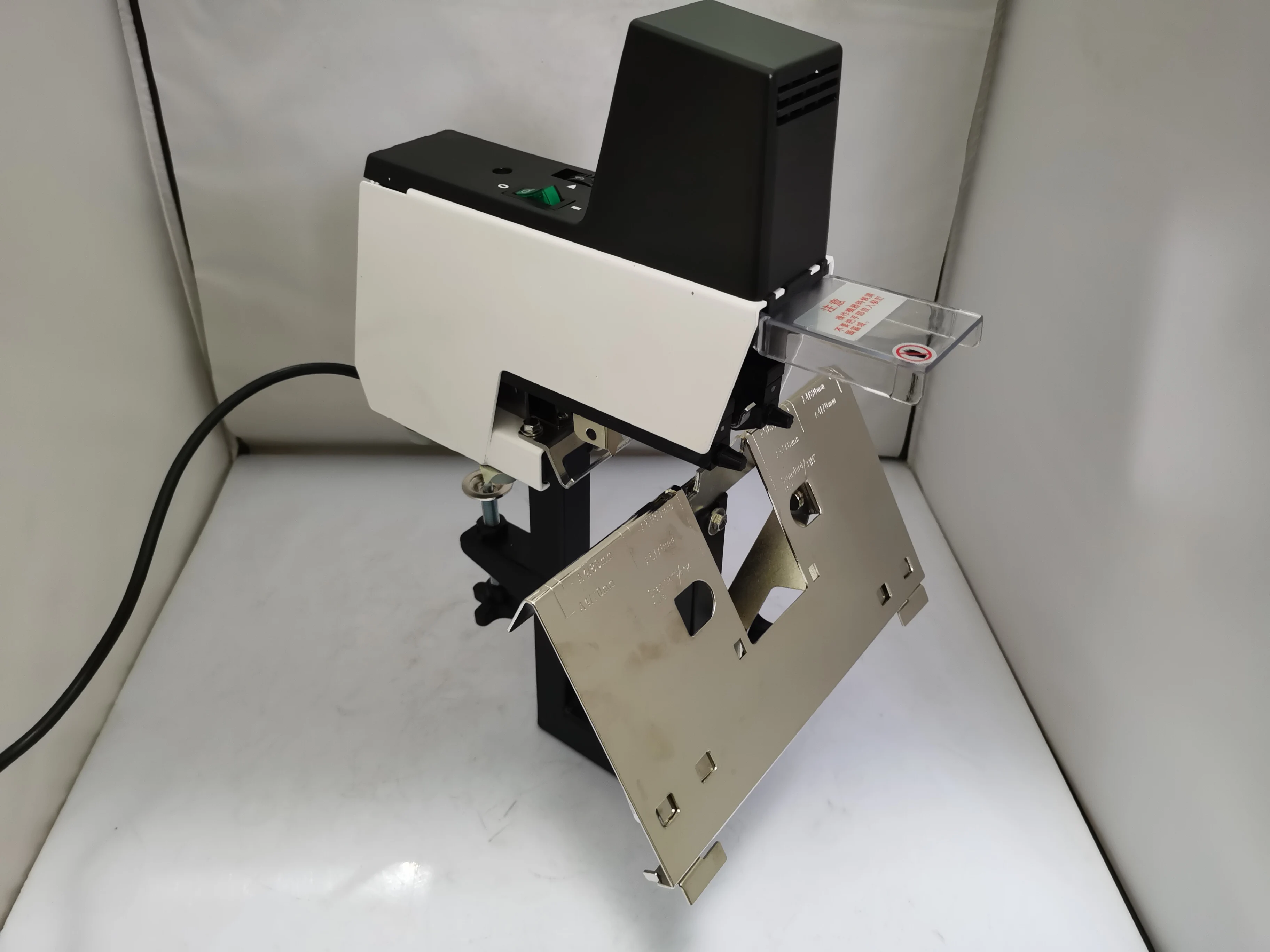 Electric Stapler Heavy - 106 heavy-duty electric Level stapling /